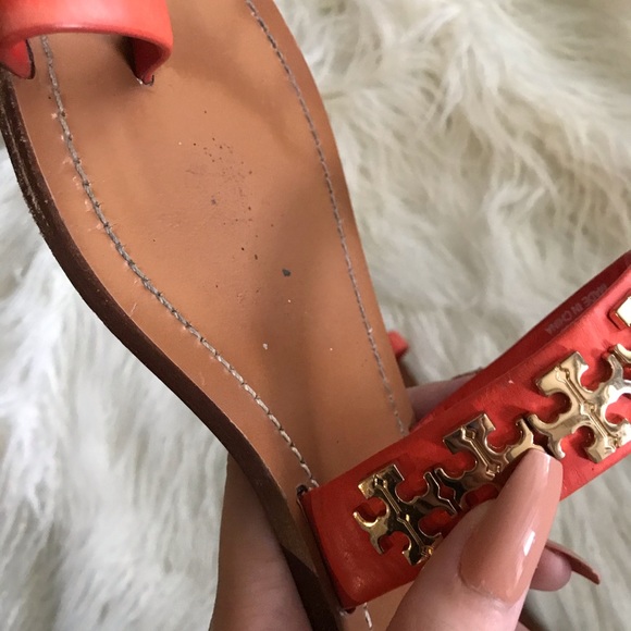 TORY BURCH “Val” Toe-Ring orange/gold sandals 7 - Picture 7 of 8